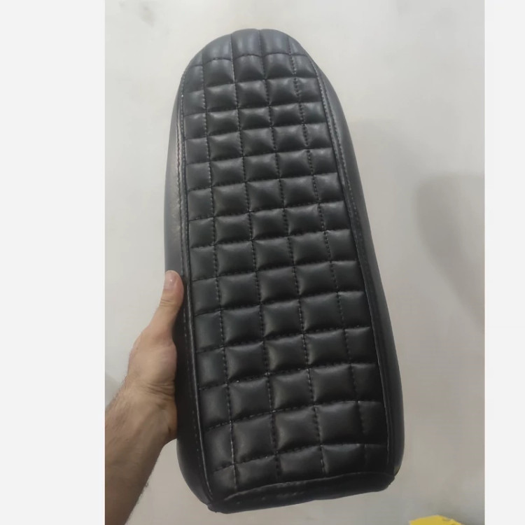 زین شترنجی کافه ریسر